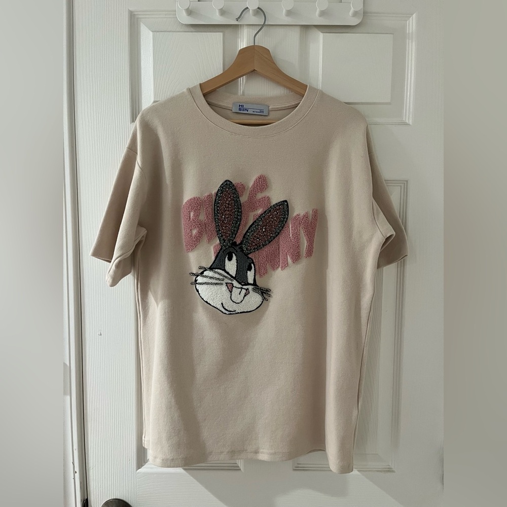 Women Beige Bugs Bunny Graphic Tee